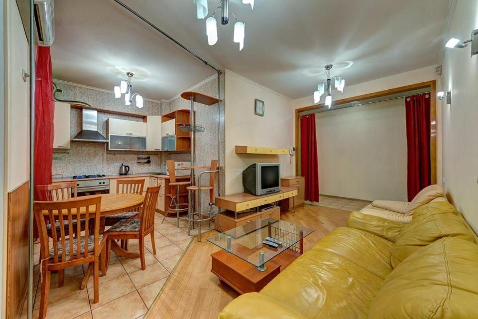 Apartments On Shota Rustaveli Kiew Exterior foto