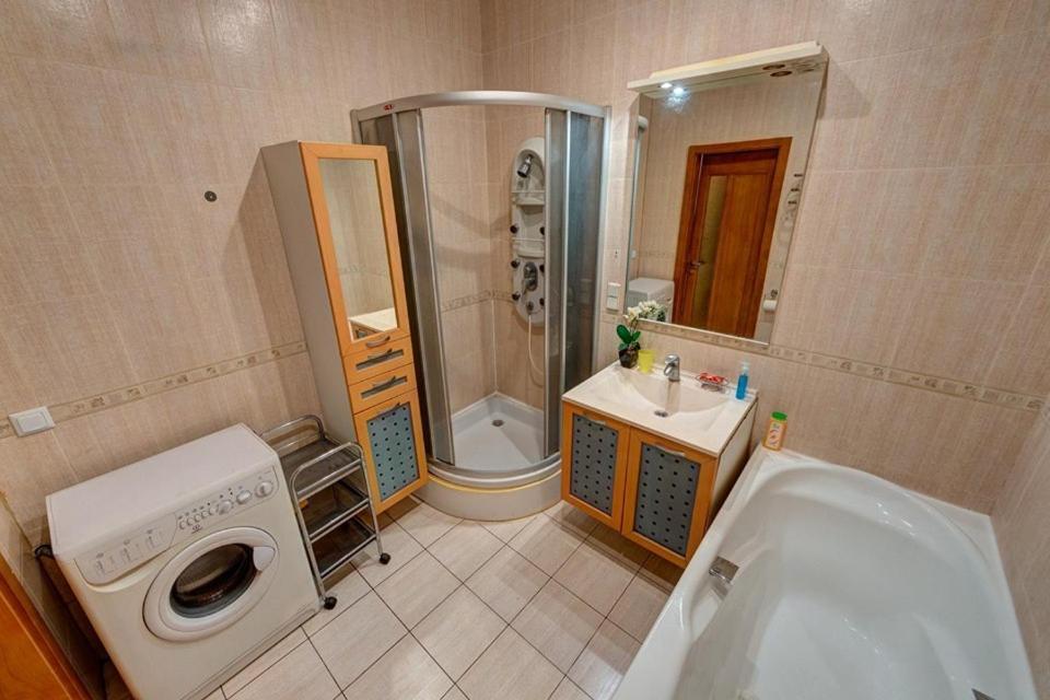 Apartments On Shota Rustaveli Kiew Exterior foto